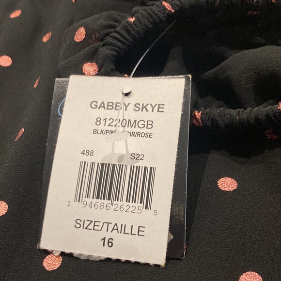 Gabby Skye, Smocked, Polka Dot, Portrait Neckline Dress.   BNWT. - Picture 3 of 4
